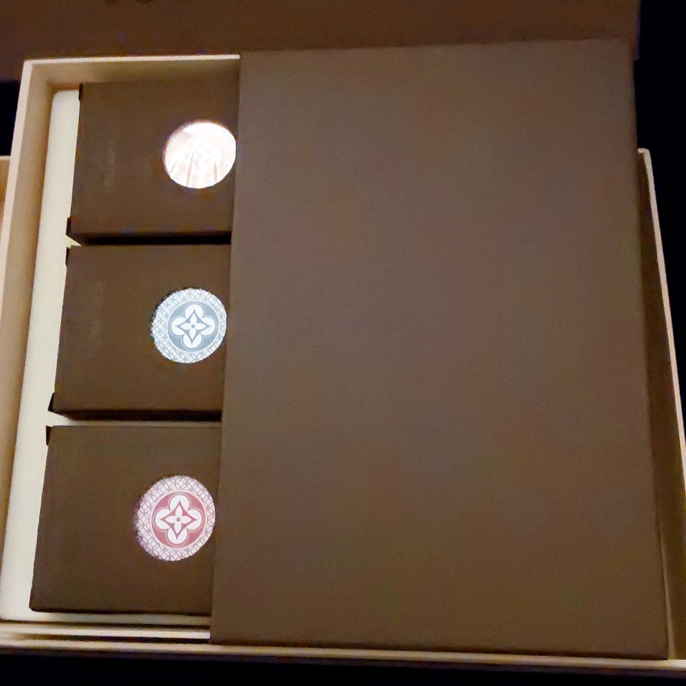 Louis Vuitton. Cartes set